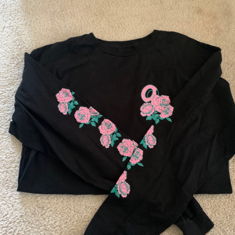 Long sleeve tee